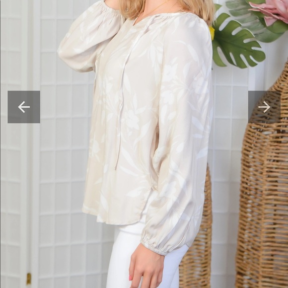 New Z Supply Amelia Top in Sandstone Size Large - Picture 3 of 9